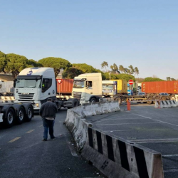 MAGGIORAZIONE ECONOMICA SU TRASPORTI CAMIONISTICI DA/PER IL PORTO DI LA SPEZIA - CONGESTION FEE